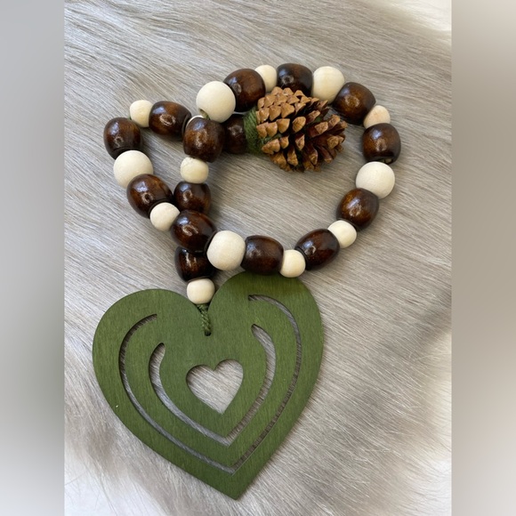 Handmade pine cone wreath / wooden basin garland - Picture 1 of 7